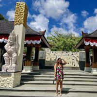 Lee Rosales's Photo