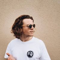 Linden Scholes的照片