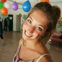 Adélaïde Domken的照片