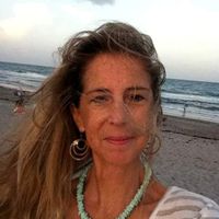 Tara Dickinson的照片