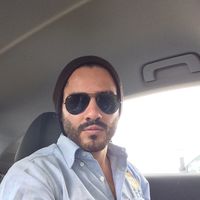 Enrique Ortiz的照片