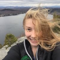 Jasmine Clermont的照片