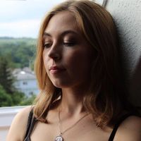 Nina Hoffmann的照片