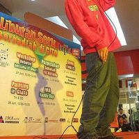 Loz Indriarto's Photo