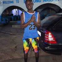 Famara Touray的照片