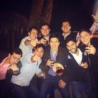 Carlos De Leon的照片