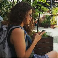 irem koyuncu的照片