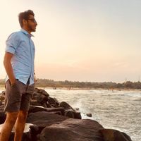 Henil  Goswami的照片