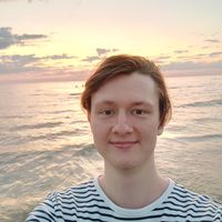 Maxim Luzhkov的照片