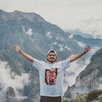 Andrés Durán的照片