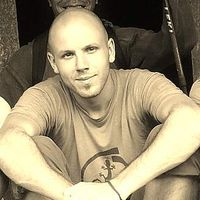 Yann Roetheli的照片