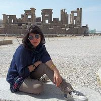 Atefeh Gavahian的照片