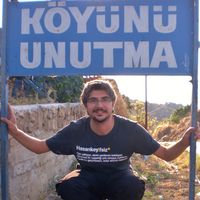 Kenan Kahya的照片