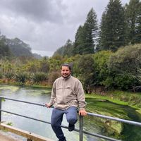 Jonathan Wentemil's Photo