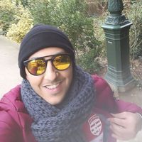 Akrem Ouenniche的照片