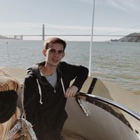 Alexander Ulanch的照片