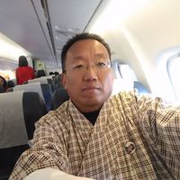 Sangay Wangdi的照片