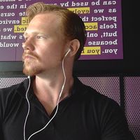 James Stoughton的照片