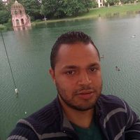 Bechir Ben Mouaffek的照片