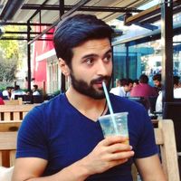 A. Enes Dıngıl的照片