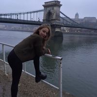 Nihan Guneral的照片