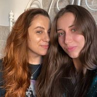 Alina and Lisa's Photo