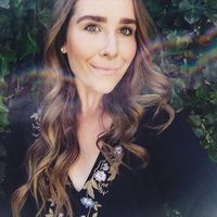 Hayley Newman的照片