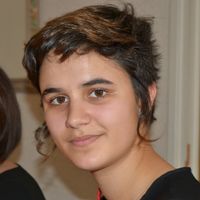 chloe medoc的照片