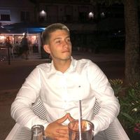 Fotos de Isidore  De Kiss