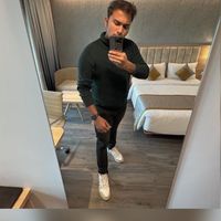 YASH RAIKAR的照片