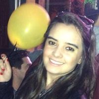 Andréa Fernandes的照片