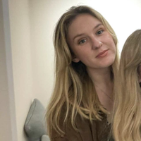 Ellie Humphrys的照片