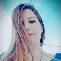 Emine Dervis's Photo