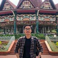 Raka Pramudito的照片