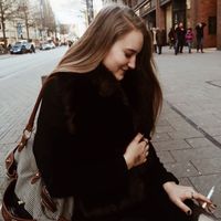 Mariana Zadorozhnaya的照片