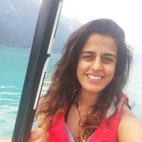 Radhika Kapoor的照片