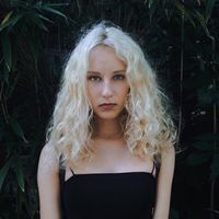 Saulė Auglytė的照片