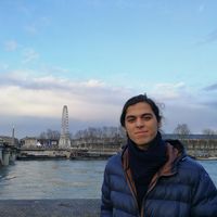 Hayati Hamza Aşkın的照片