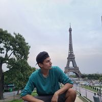 James Chavarria的照片