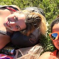 Vi Bustillo的照片