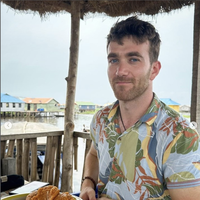 Alex Cherry的照片