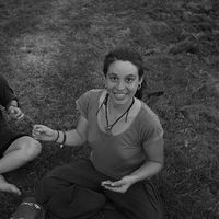 Isolina Ní Lochlainn的照片