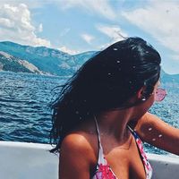 Karina Konovchuk的照片