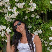 Lourdes Calzavara的照片