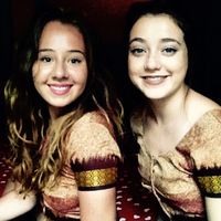 Fotos de Christina and Chiara (Ortner and Knapp)