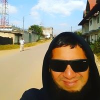 Junior Santa Cruz的照片