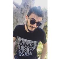 İsmail Üstündağ's Photo