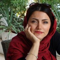 Nafiseh Farzaneh's Photo