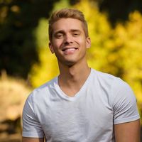 Andrew is on Couchsurfing! | Couchsurfing