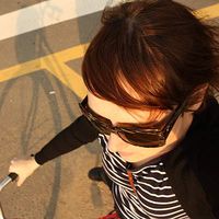 Holly Thomas's Photo